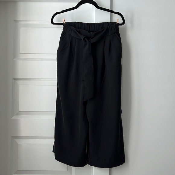 lululemon Pants - Picture 4 of 8